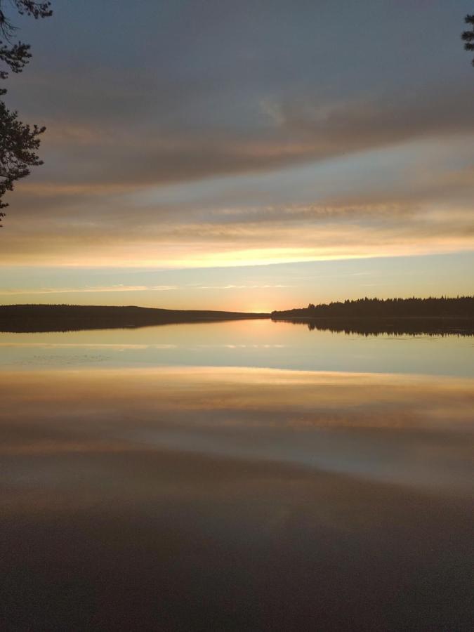 Villanorva Saarenkyla Bagian luar foto